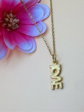 Gold plated'LOVE' Vertical Pendant Necklace - Women Jewelry